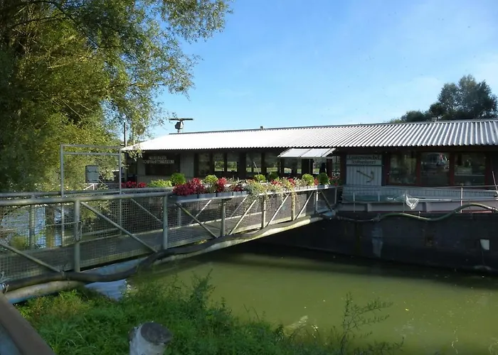 Tor Zu Frankreich - *